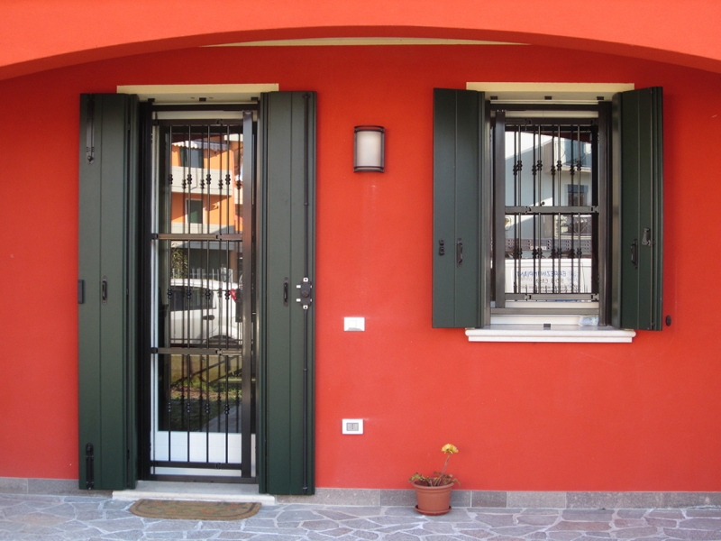 Inferriate, grate di sicurezza e cancelletti a padova Sbarre per finestre
